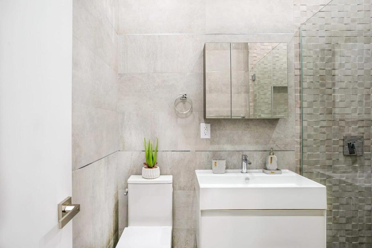 Appartamento 317-1b Modern 1br Ues W&d *